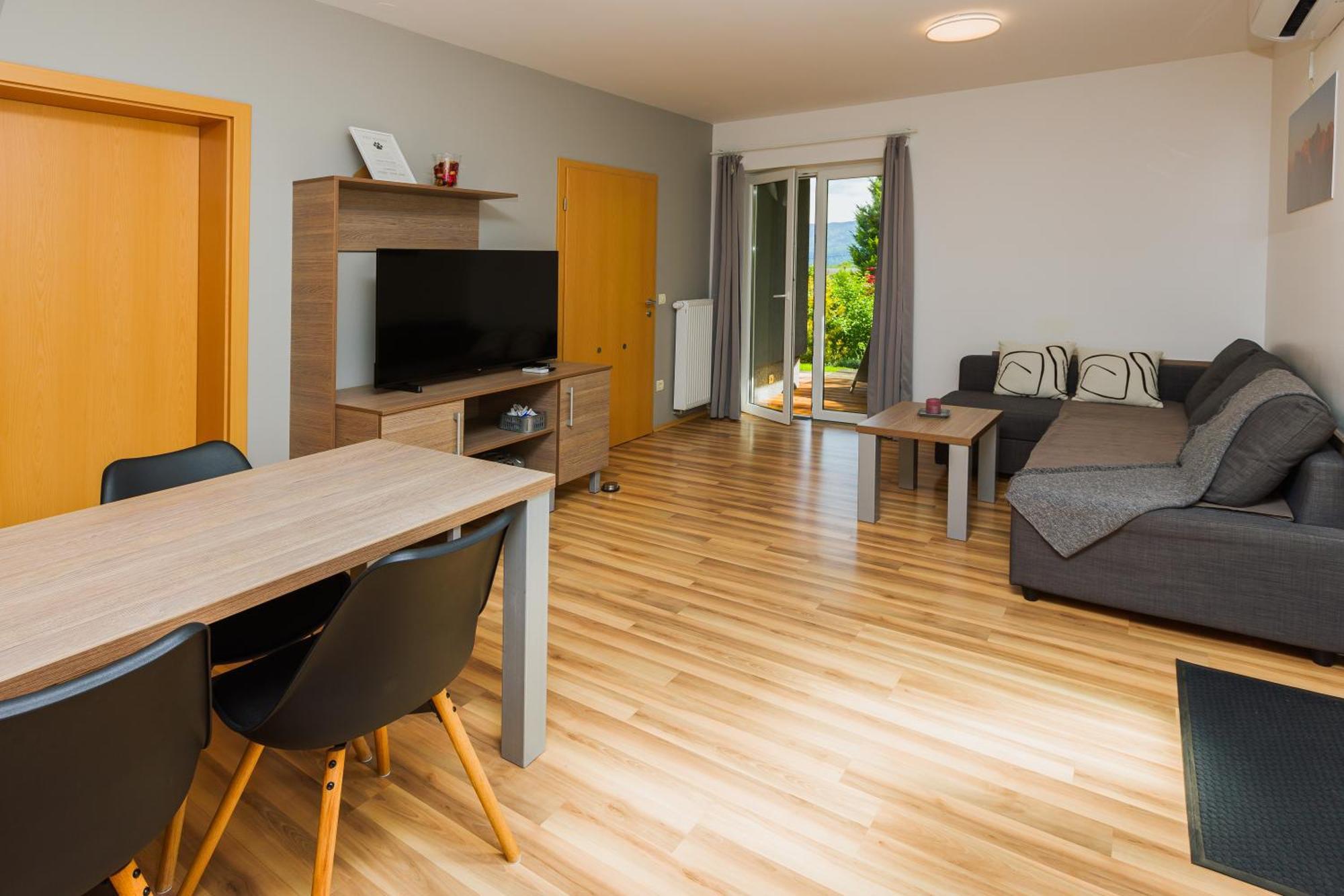 Modern Apartment بليد المظهر الخارجي الصورة
